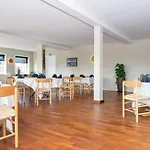 In Vederso Park- Shared Kitchen